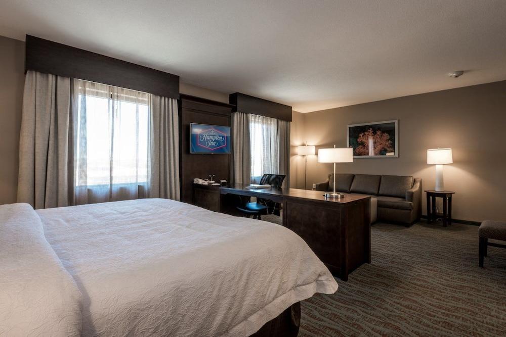 Hampton Inn & Suites Gulfport I-10 photo 12