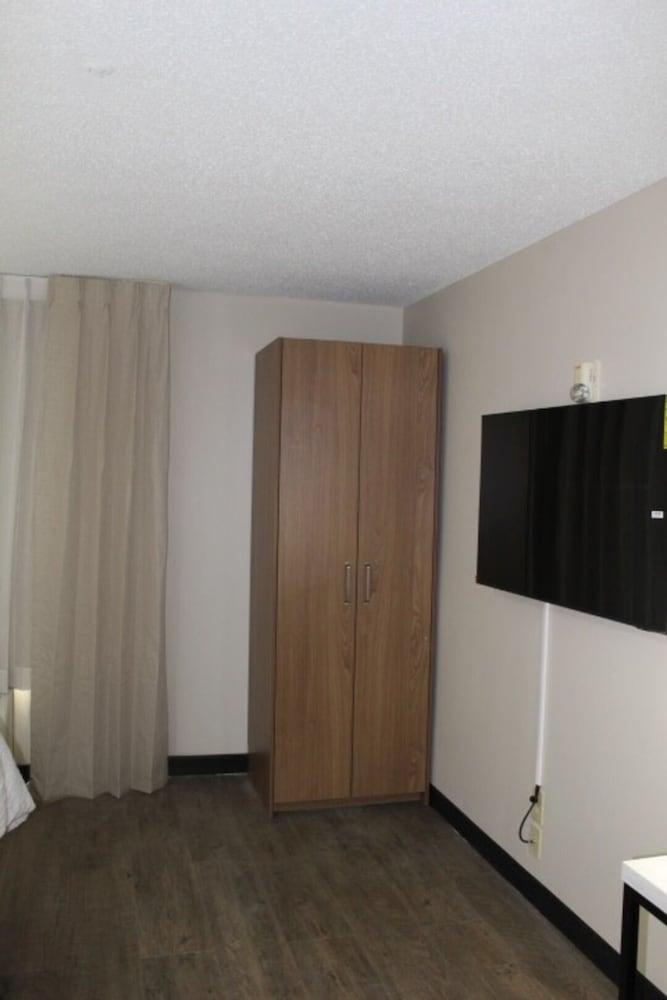 Candlewood Suites Southfield - Detroit by IHG photo 55