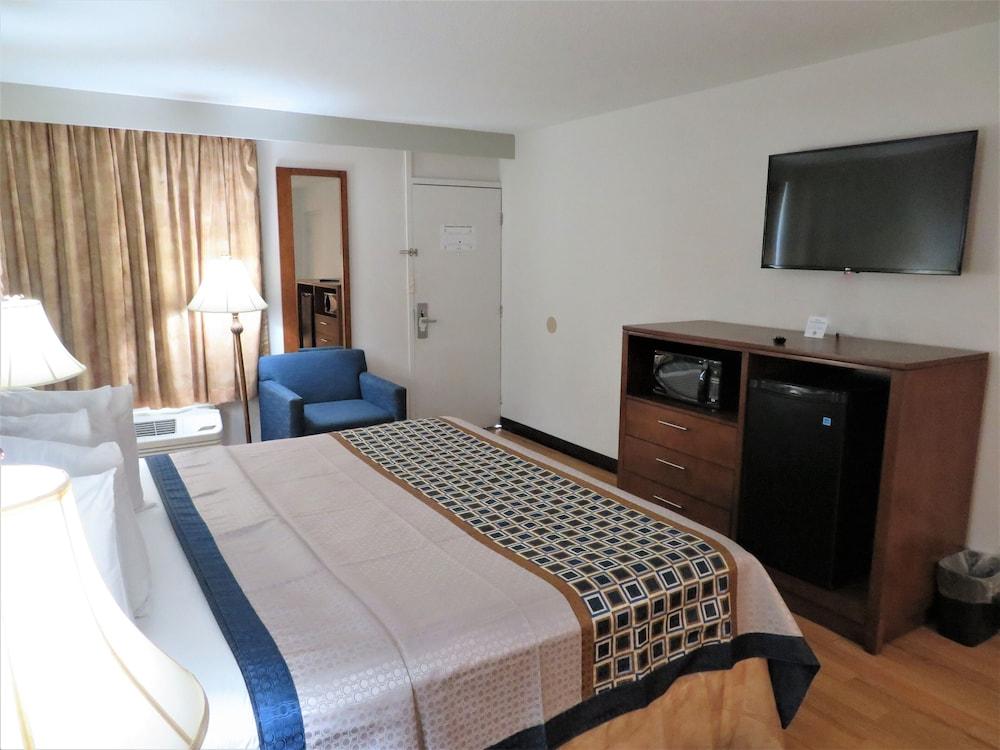 The Smart Stay Inn photo 25