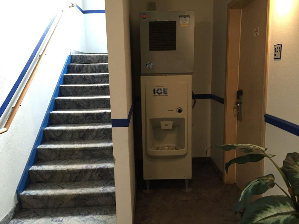 Travel Inn photo 15