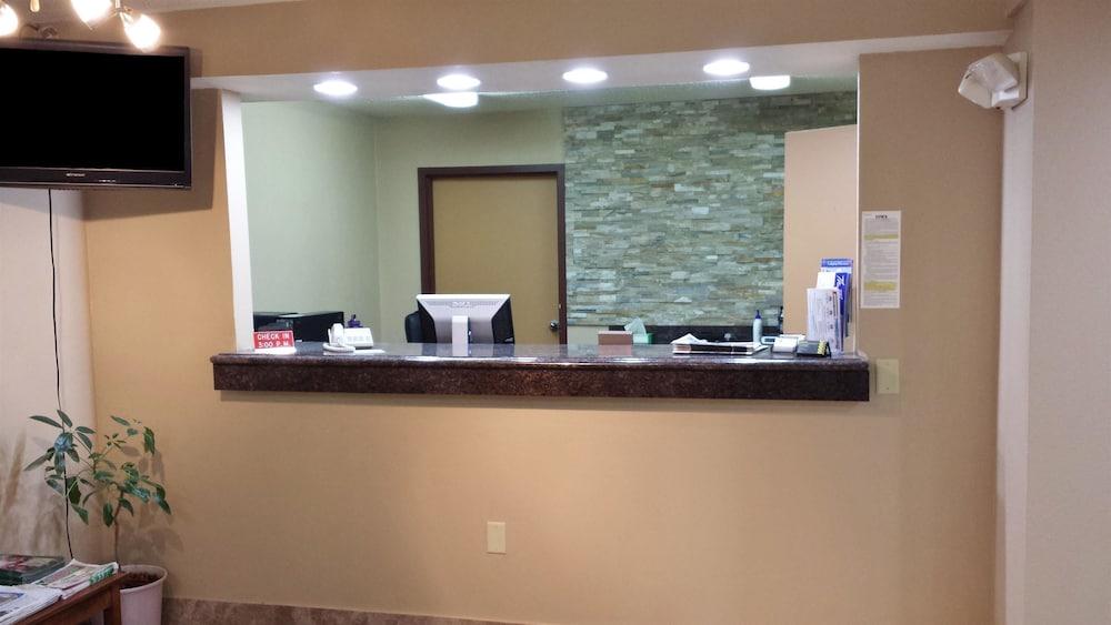 Americas Best Value Inn Clear Lake photo 2