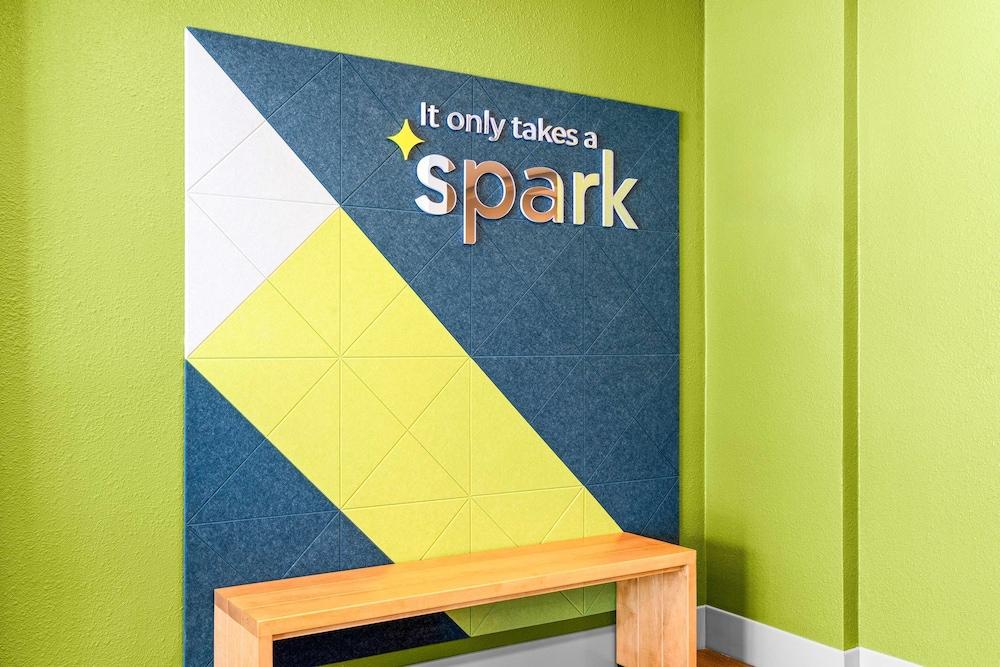 Spark by Hilton Modesto photo 5
