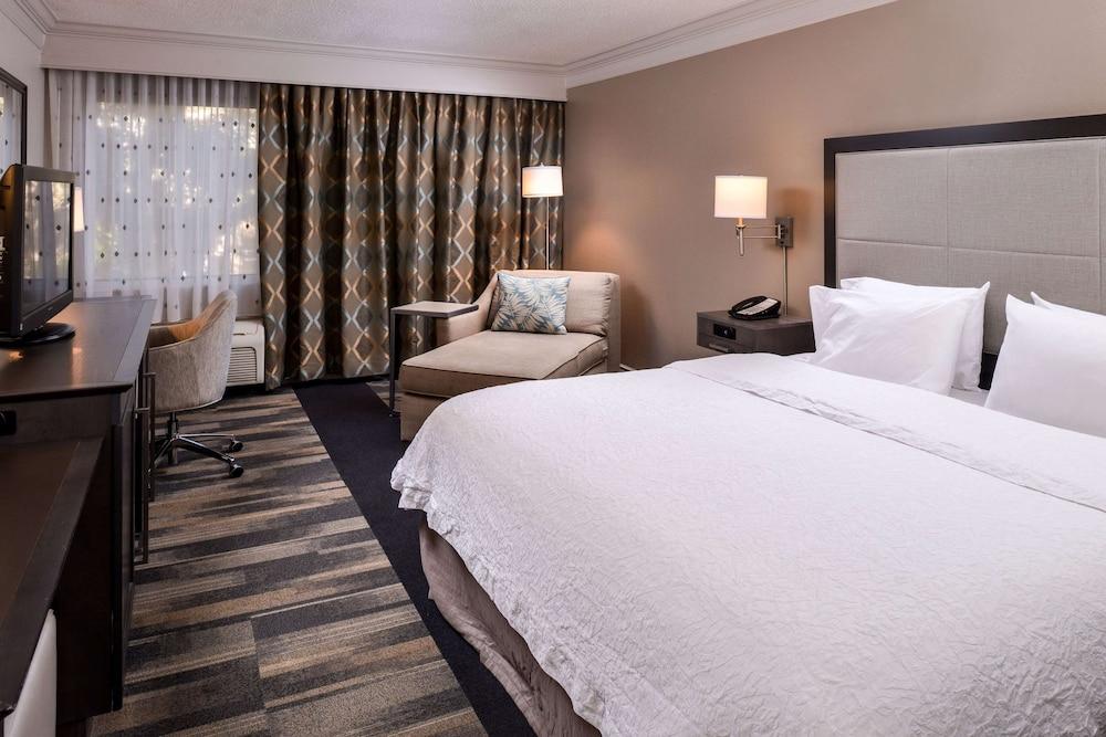 Hampton Inn Ft Lauderdale-Plantation photo 14