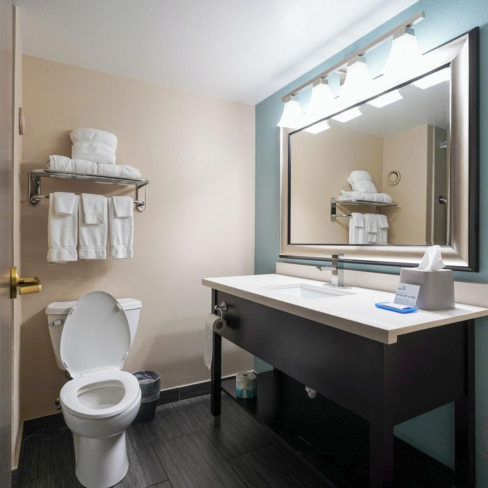 Holiday Inn Express Boise - University Area by IHG photo 58