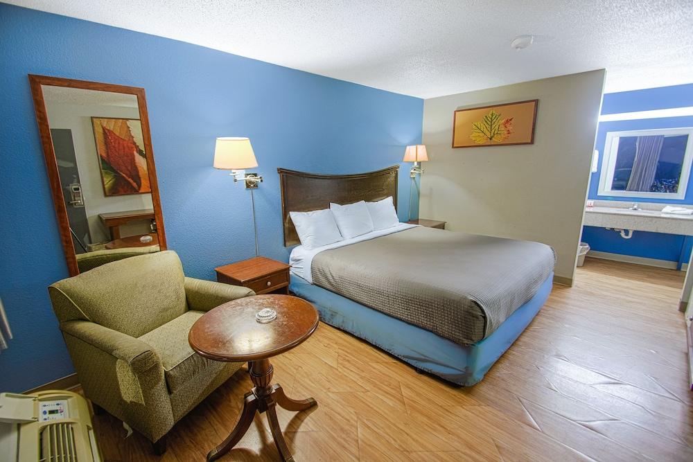 121 Motel photo 13