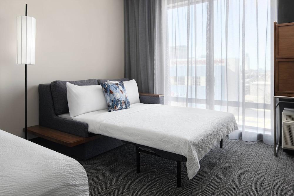 Courtyard by Marriott Houston I-10 West/Memorial photo 21