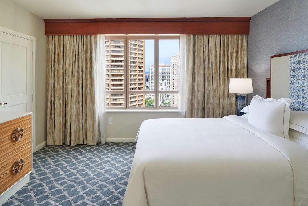 Hilton Grand Vacations Club Grand Waikikian Honolulu photo 6