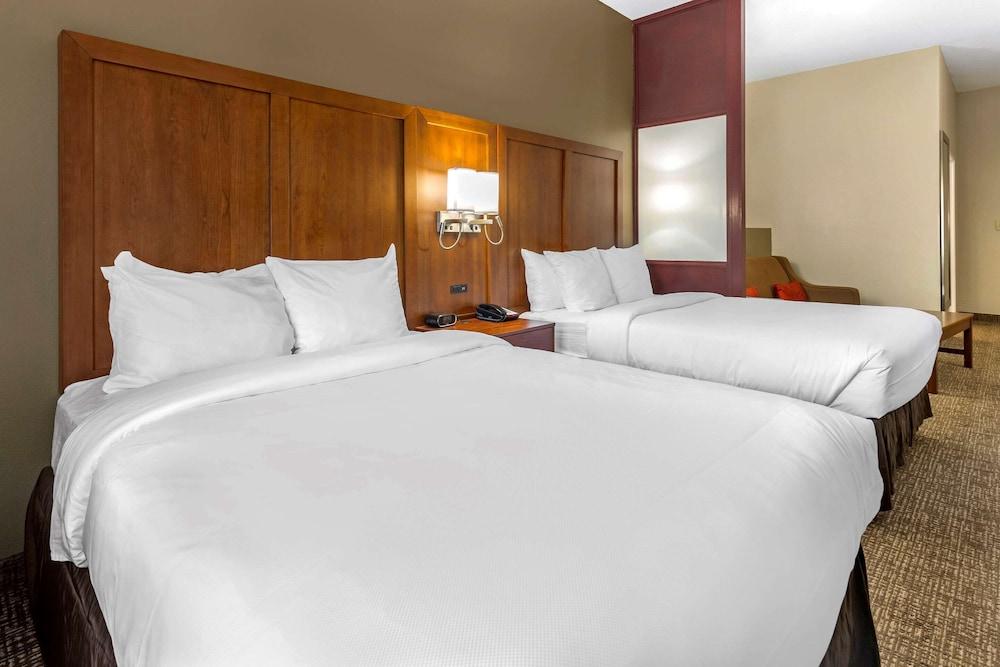Comfort Suites Clayton - Garner photo 7