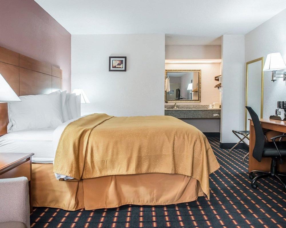 Quality Inn Marianna South photo 33