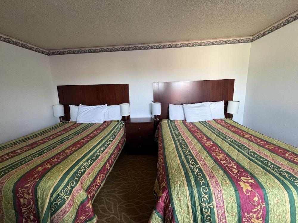 WESTERN STATESINN photo 2