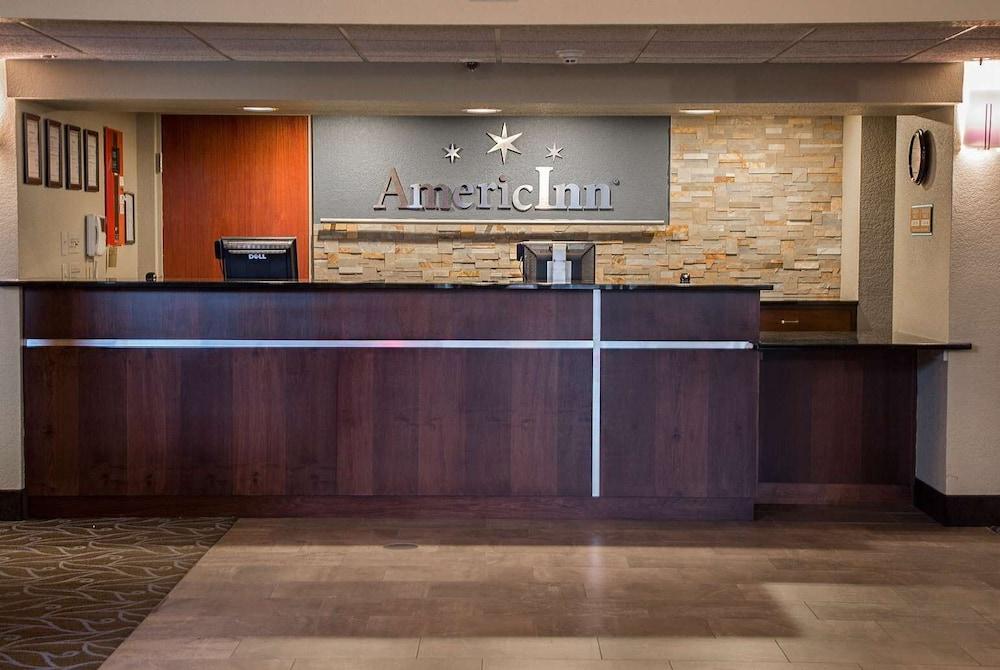 AmericInn by Wyndham Mounds View Minneapolis photo 3