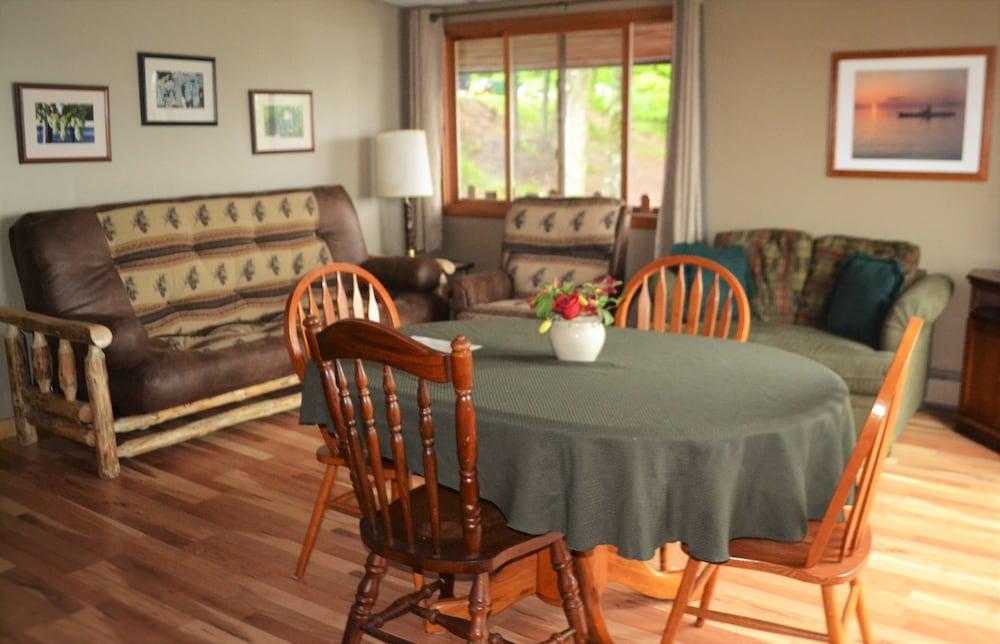 AJ's Lodge and Oven photo 16