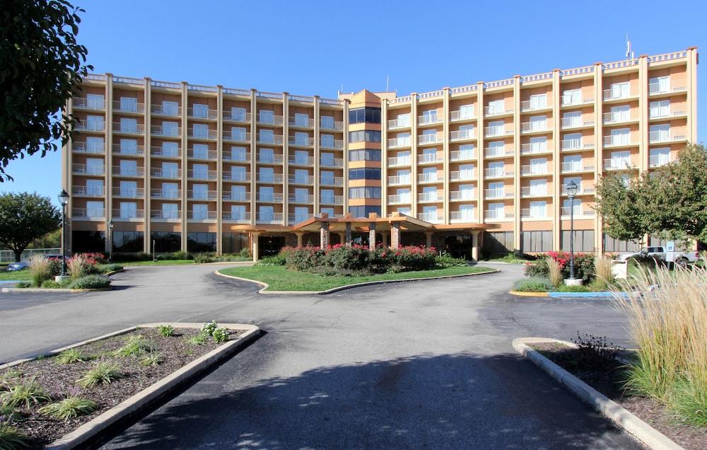 Clarion Hotel Philadelphia International Airport photo 39