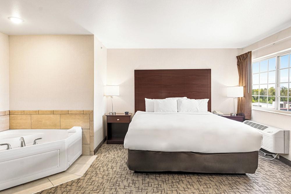 Boarders Inn & Suites by Cobblestone Hotels - Shawano photo 11