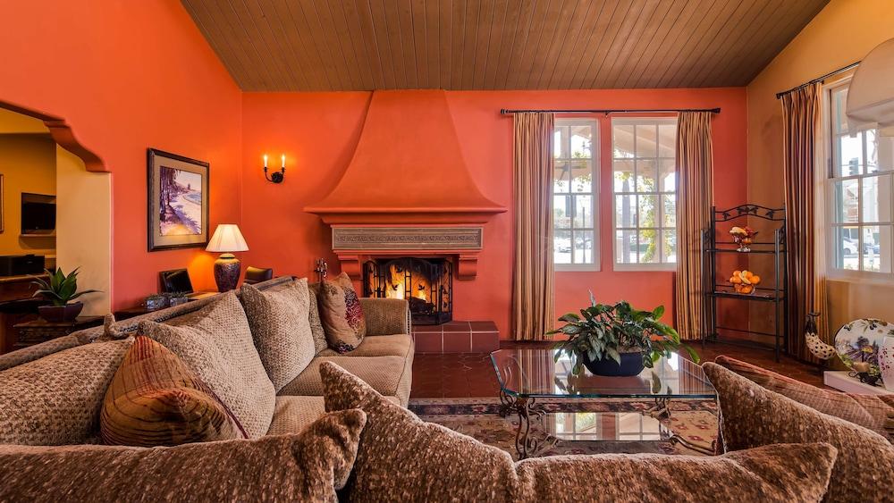 Best Western Plus Pepper Tree Inn photo 2
