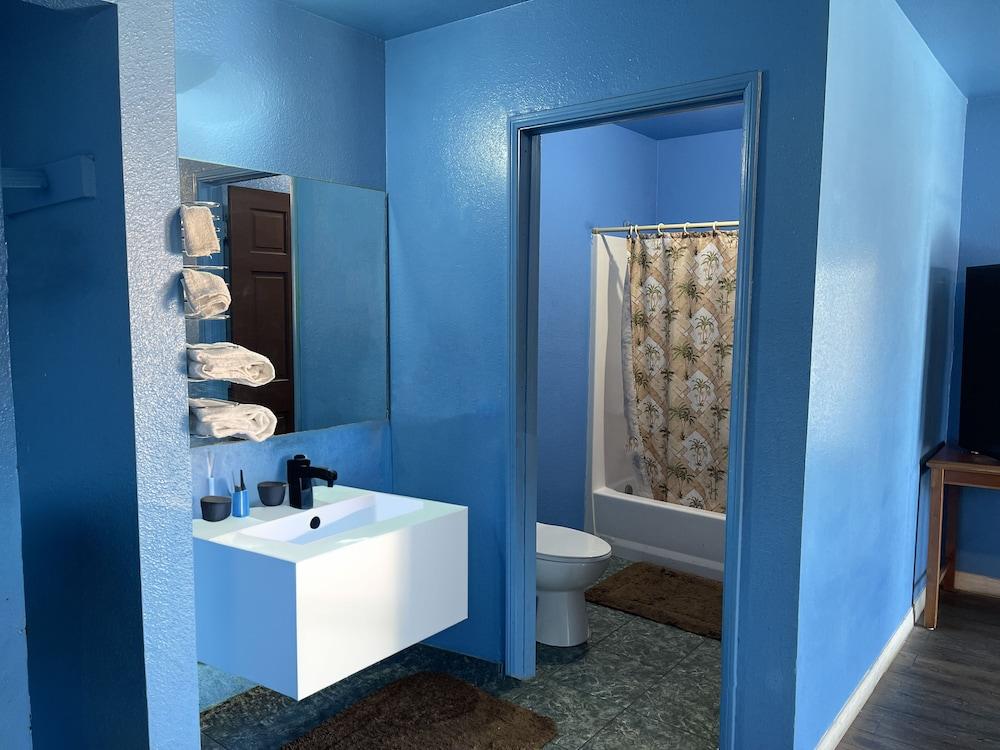 Full Moon Inn photo 6