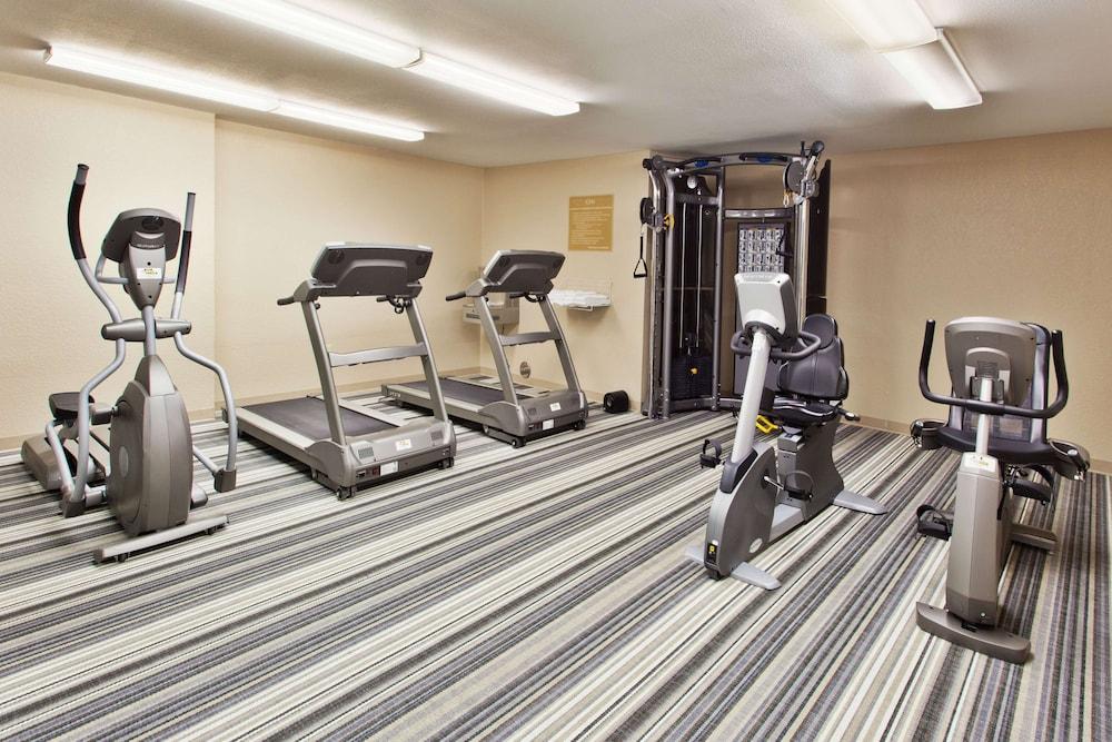 Sonesta Simply Suites Birmingham Hoover photo 16