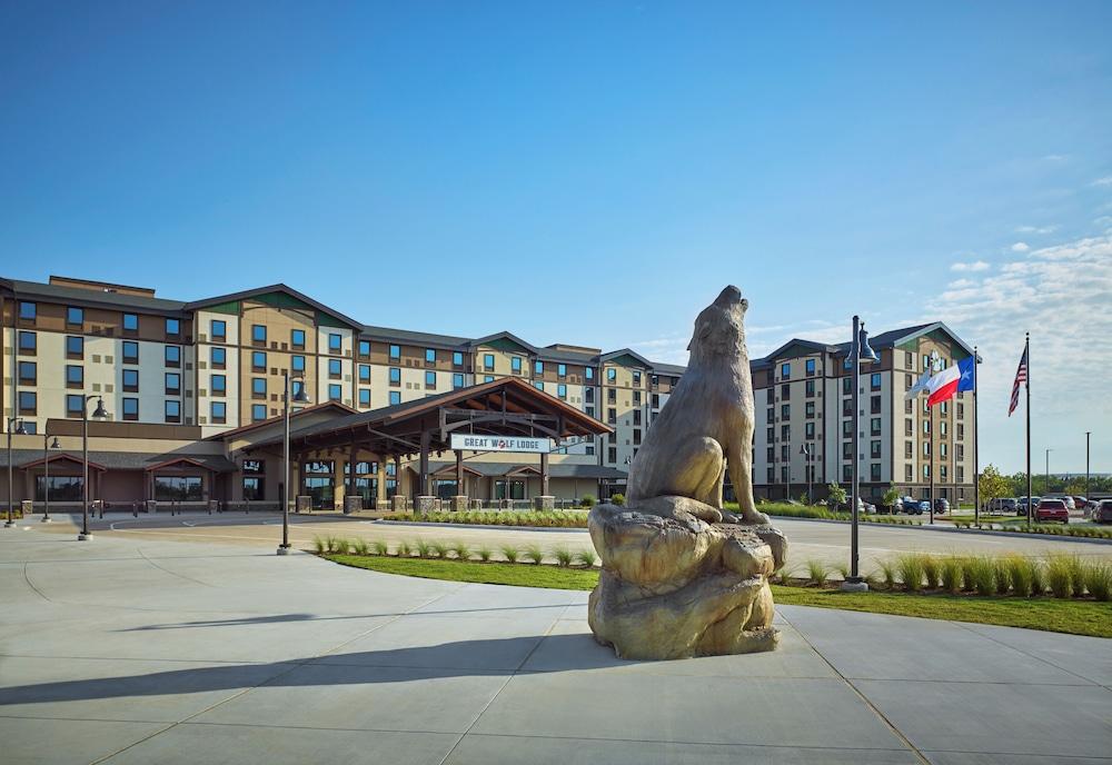 Great Wolf Lodge Webster photo 1