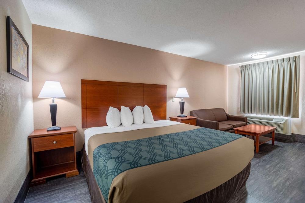 Econo Lodge Inn & Suites Cayce I-26 Airport photo 7