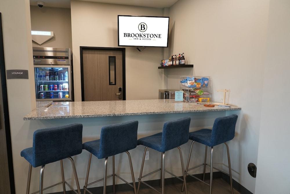Brookstone Fort Dodge photo 30