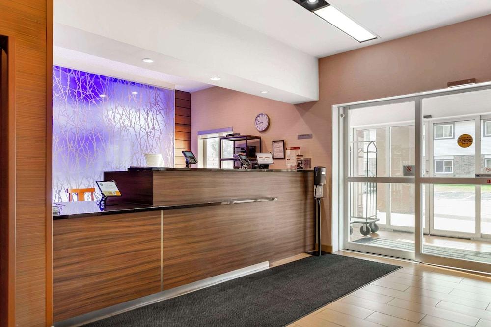 Comfort Inn & Suites Green Bay Stadium Area photo 3