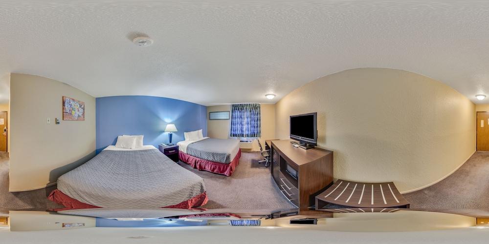 Motel 6 Concordia, MO photo 11