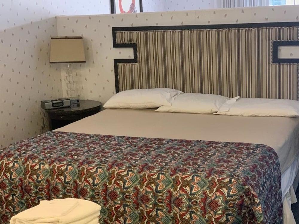 Calipatria Inn And Suites photo 9