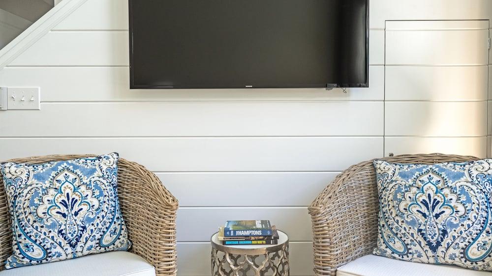 The Surf Club photo 7