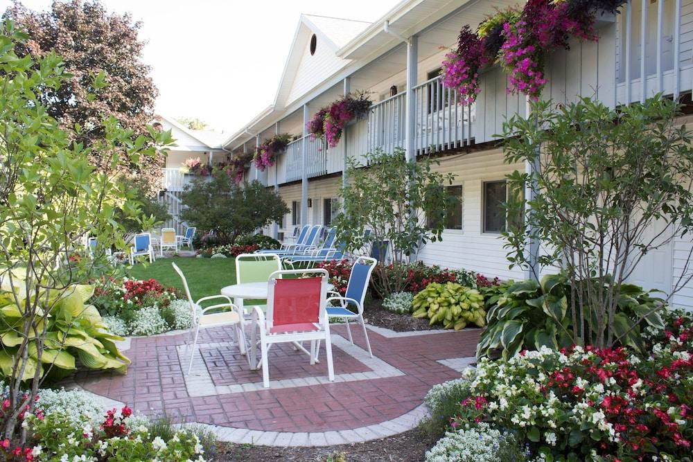 Main Street Motel photo 17
