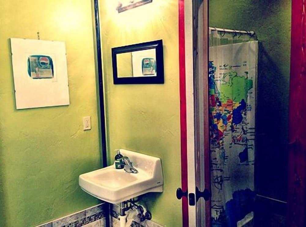 Whitefish Hostel photo 5