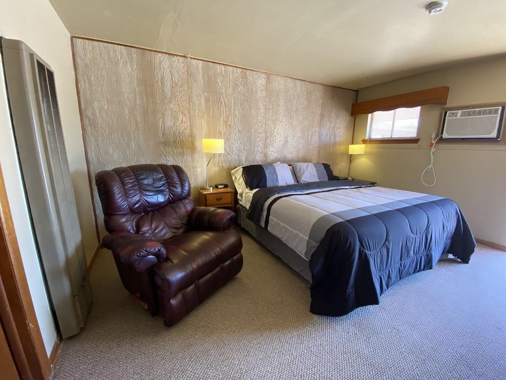 Duffer Motel photo 12