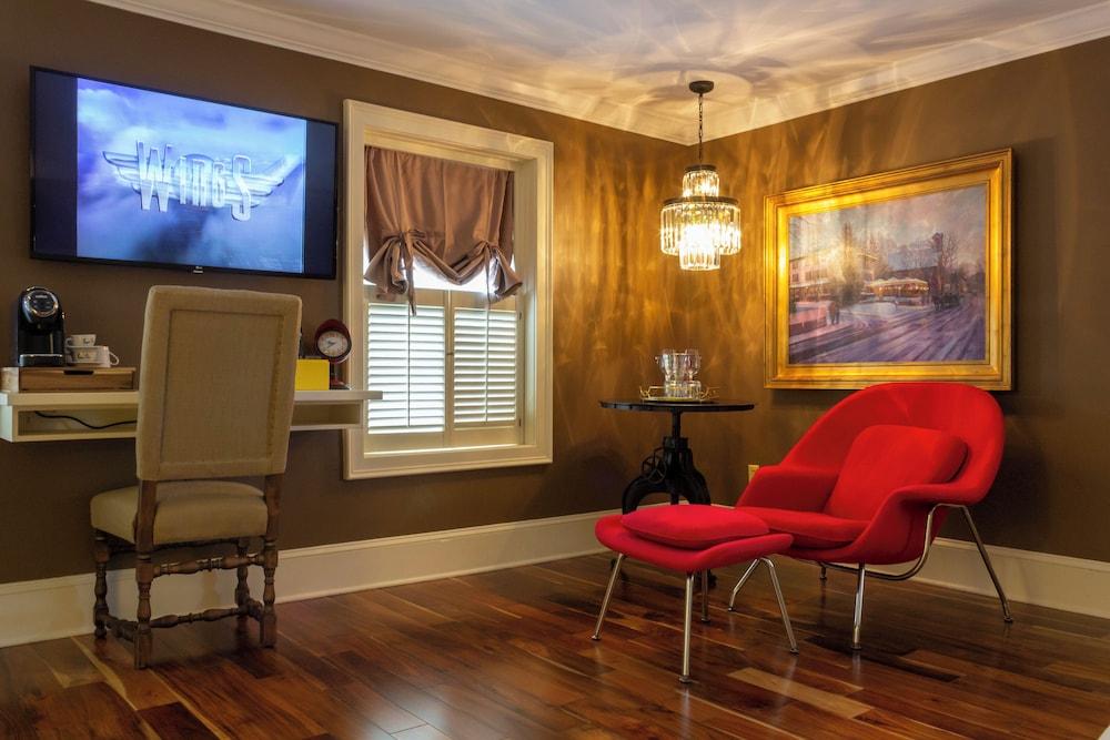 Logan Inn photo 17