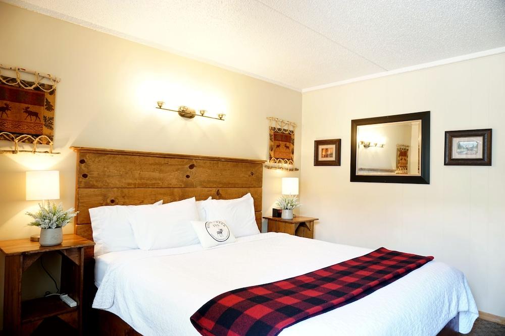 Moose Creek Inn photo 52