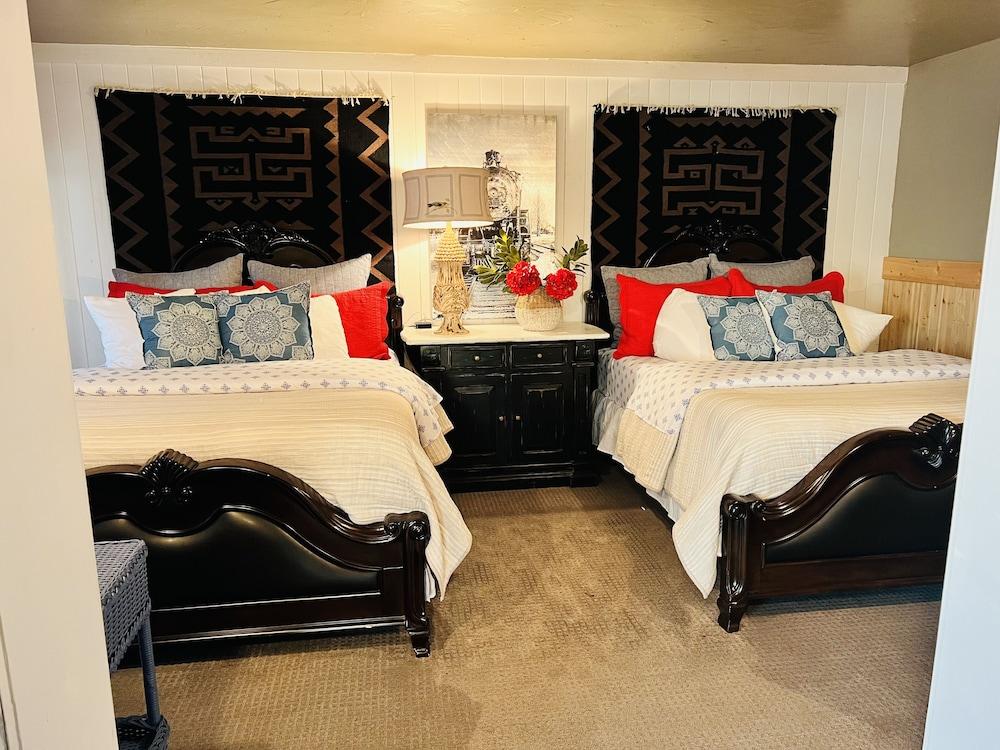 Ocean House Inn & Condos photo 95