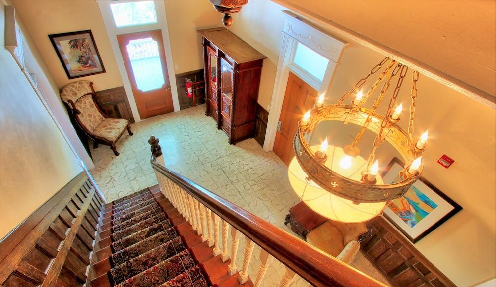 Southernmost House photo 57