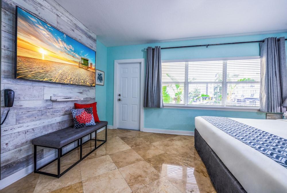 Suites on South Beach photo 29
