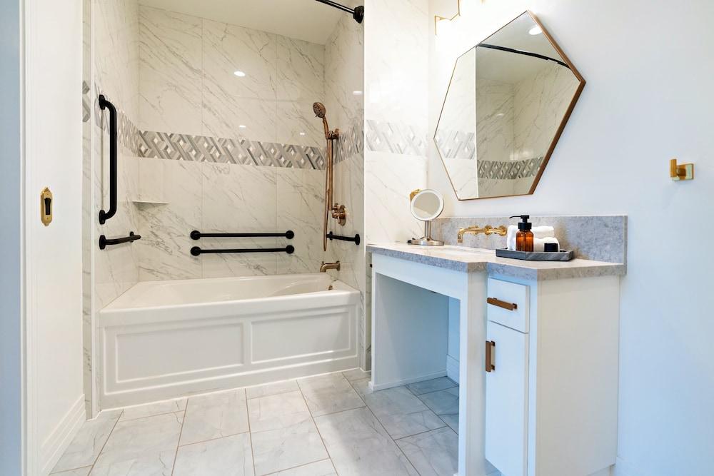 Rhapsody in View Boutique Hotel photo 47
