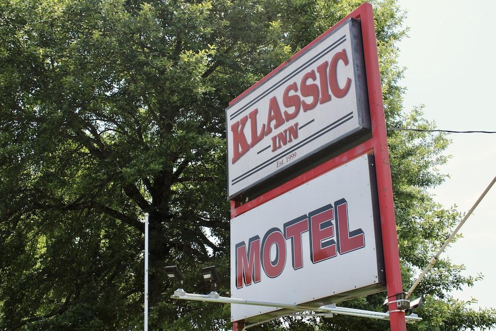 The Klassic Inn photo 10