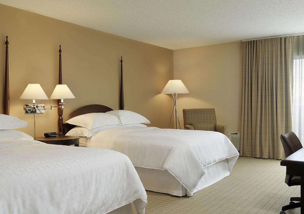 Sheraton Westport Chalet Hotel St. Louis photo 5