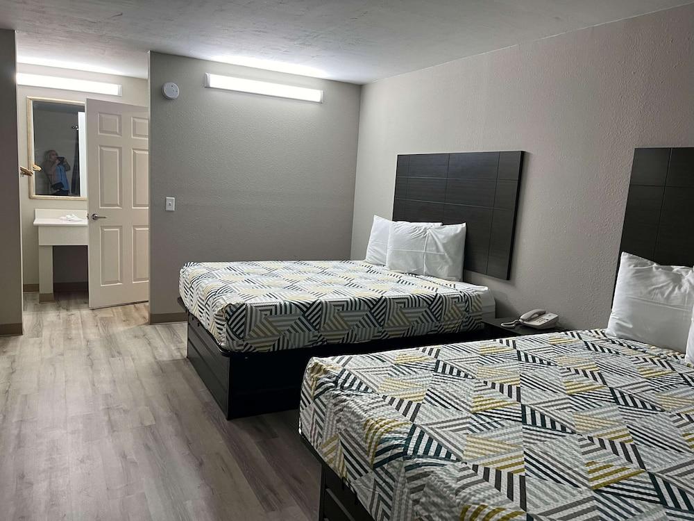 Studio 6 Suites West Memphis, AR - Memphis photo 15