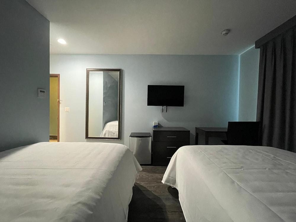 Thatford Hotel photo 2
