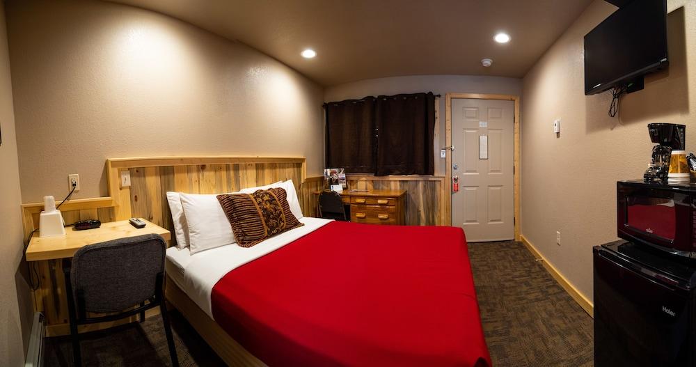 Triangle Motel photo 38