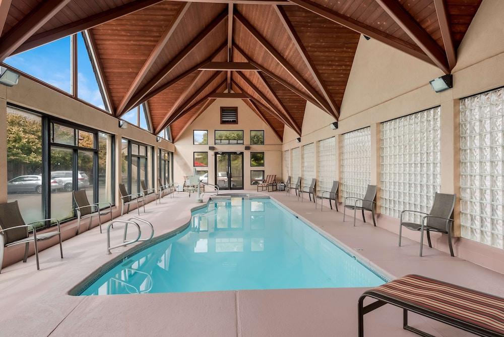 Best Western Town & Country Inn photo 26