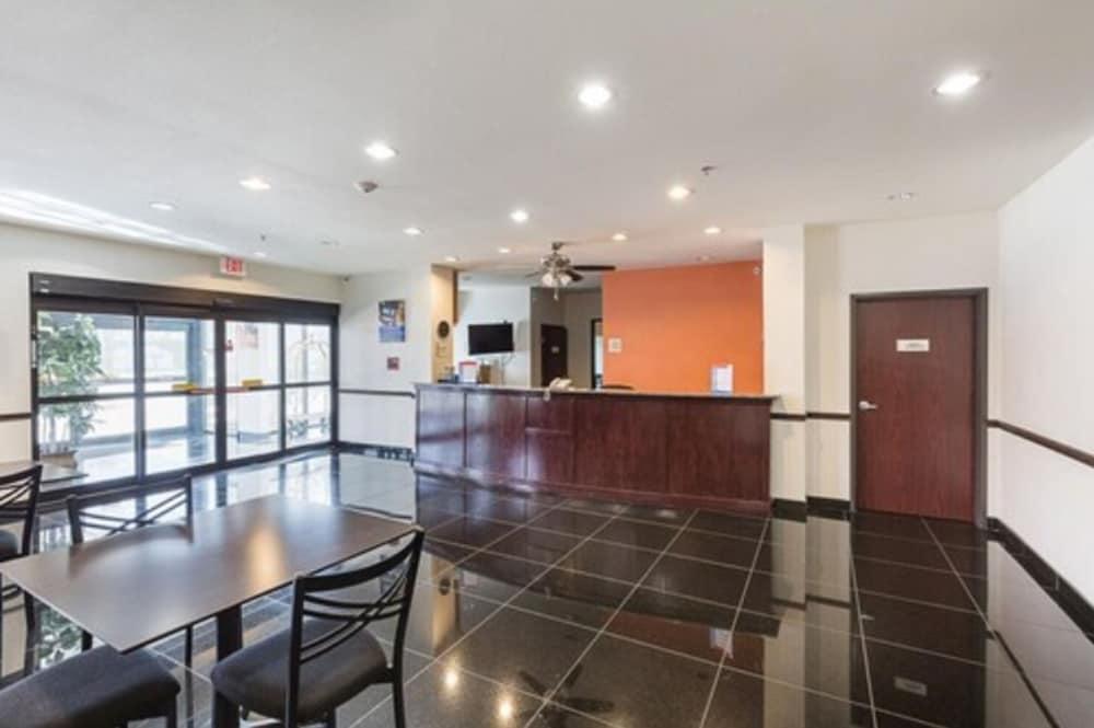 Budget Inn and Suites photo 16