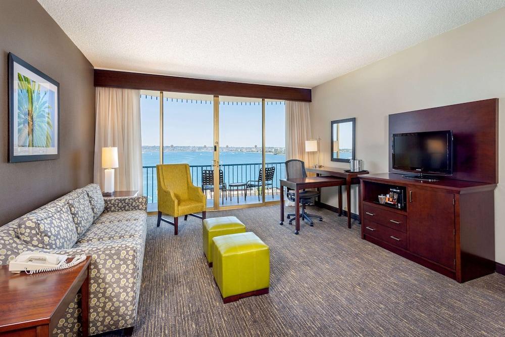 Wyndham San Diego Bayside photo 33