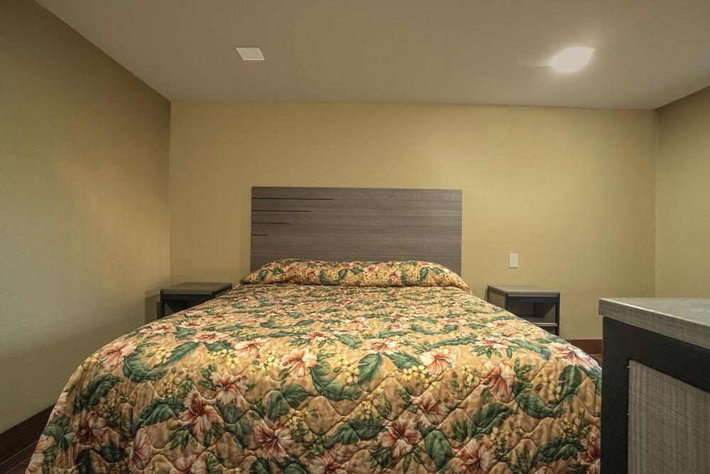 Days Inn by Wyndham Aransas Pass photo 11