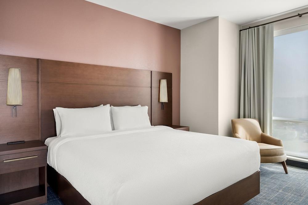 Residence Inn by Marriott Milwaukee Brookfield at Poplar Creek photo 5
