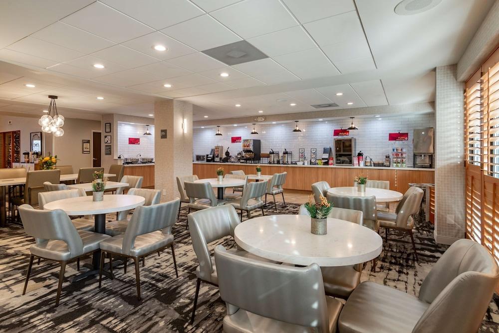 Best Western Plus Dalton Inn photo 28