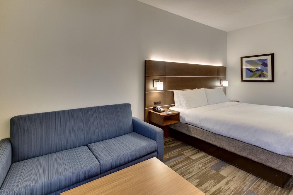 Holiday Inn Express Fishkill-Mid Hudson Valley by IHG photo 17