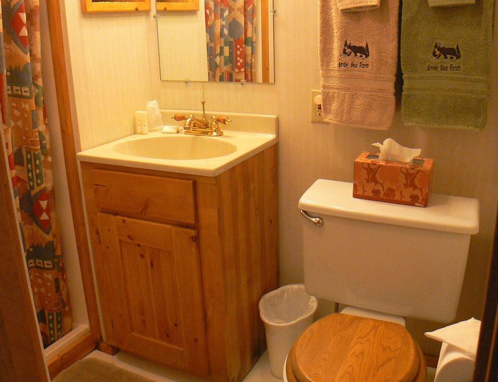 Smoky Bear Ranch Bed & Breakfast & Cabins photo 50